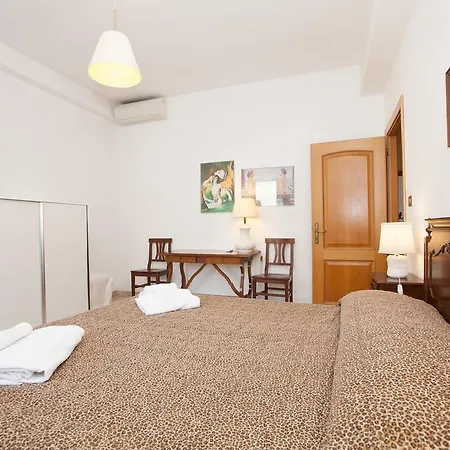 Apartment Devoti Rome