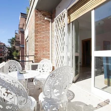 Apartment Devoti *